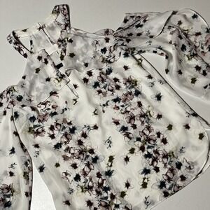 BCBGMaxazria Celestine Cold Shoulder Flutter Sleeve Blouse XS Floral Chiffon Top